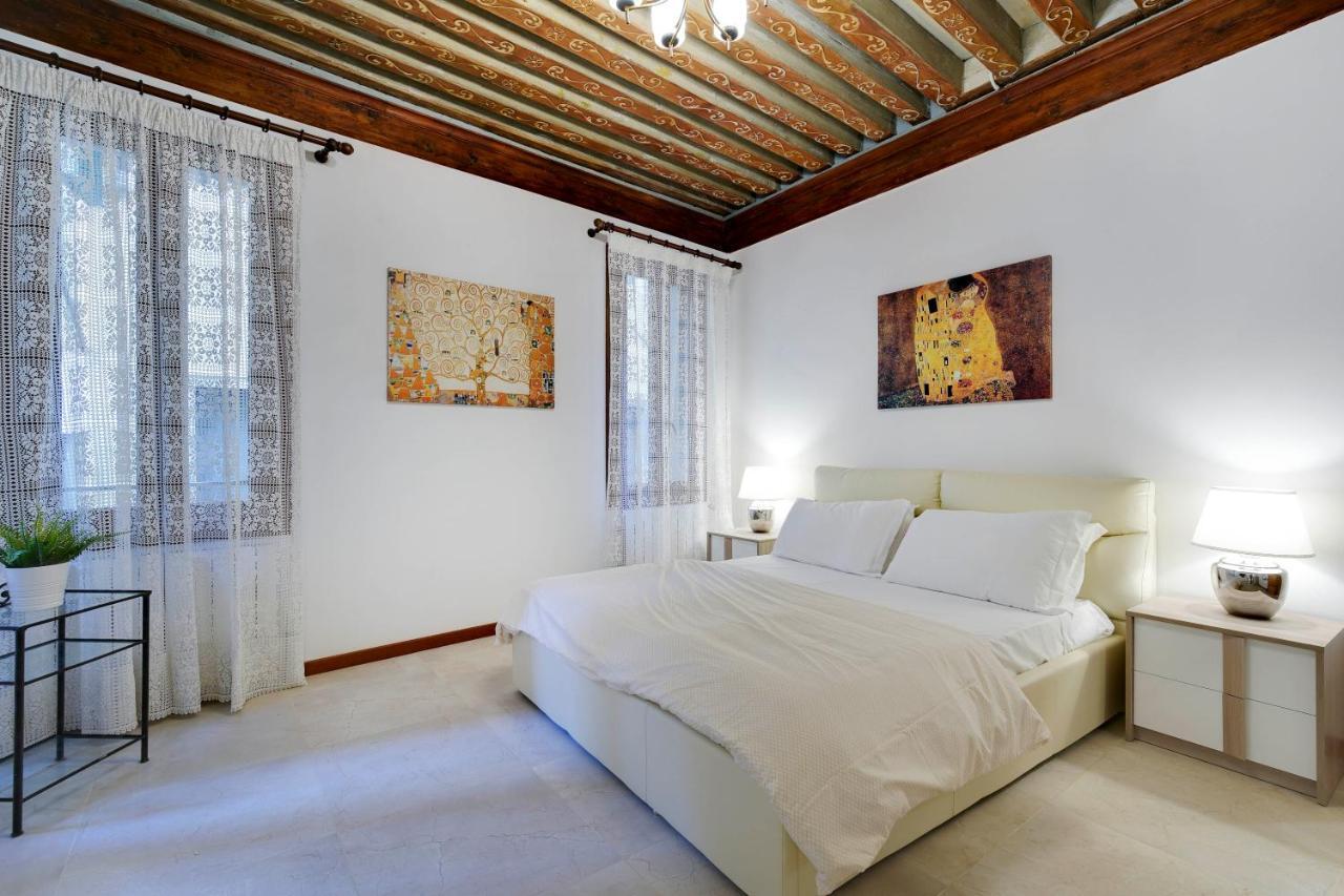 Ca' Rialto Apartment